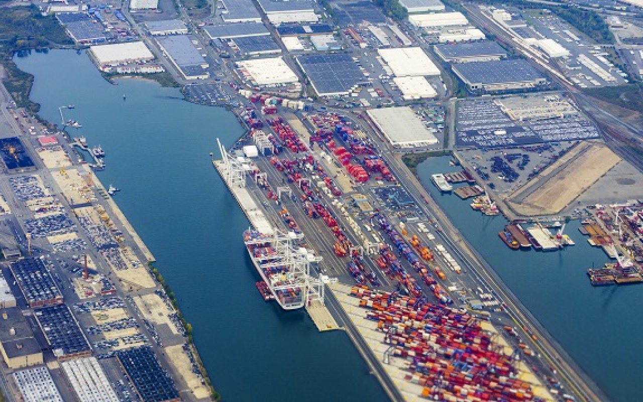 Port of NYNJ Invests in AllElectric Solution