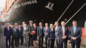 German First Lady names Hapag-Lloyd's 24,000 TEU containership