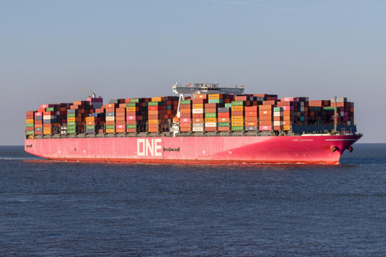 THE Alliance adjusts Transpacific-East Coast service
