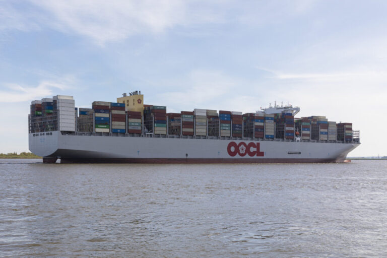 OOCL Q4 revenues plummets despite container growth