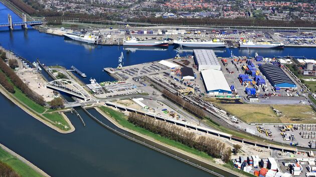 Broekman sells terminal to neighbouring shipping group