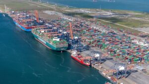 Port of Rotterdam’s throughput volume rises in Q1 2024