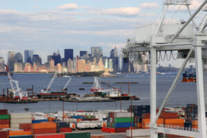 PANYNJ approves acquisition of Howland Hook Marine Terminal