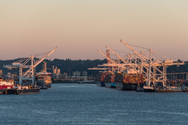 Port of Seattle requires 100 per cent of cruise vessels to use shore power