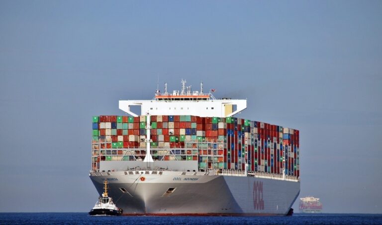 First 21,000 TEU containership arrives at La Spezia Container Terminal