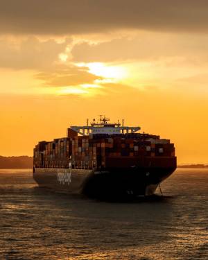Hapag-Lloyd levies new PSS from Egypt to Americas