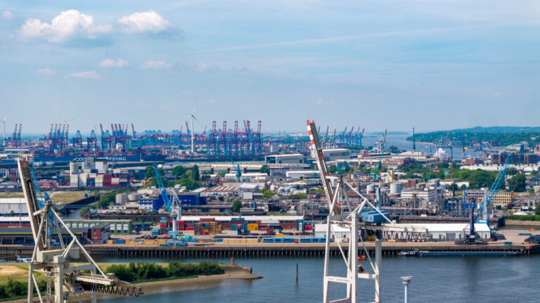 Port of Hamburg nears 8 million TEUs amid global challenges