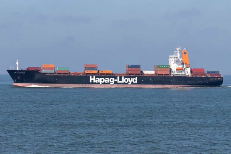 Hapag-Lloyd, Seaspan, MAN to convert five vessels to methanol