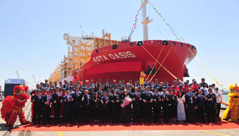 PIL names first 8,200 TEU LNG dual-fuel containership