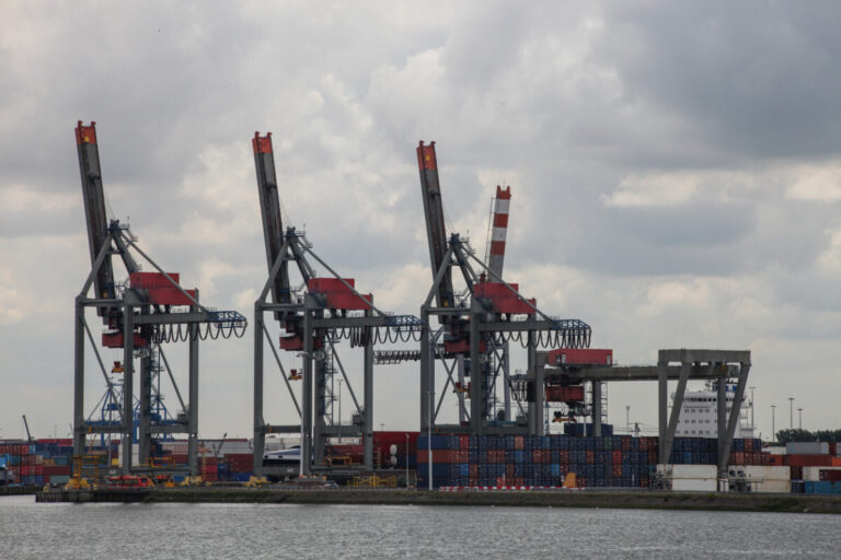 Governments finalise agreements for Rotterdam development
