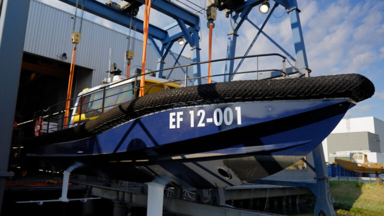 Port of Rotterdam launches electric hydrofoil vessel pilot
