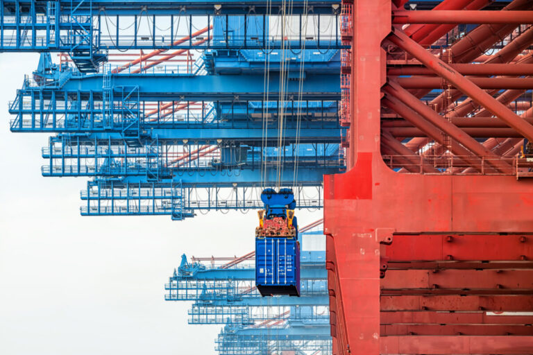 US ports raise concerns over tariffs on Chinese cranes