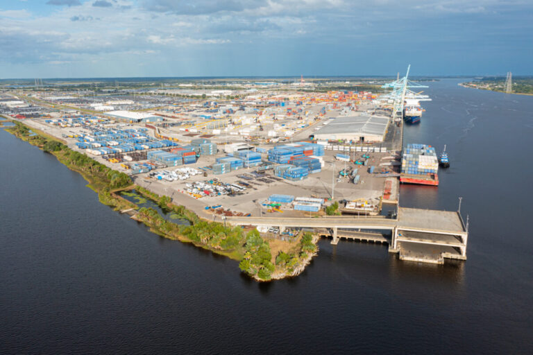 JAXPORT receives two new ship-to-shore cranes