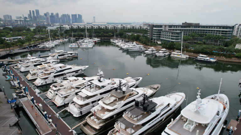 MPA reports no injuries after barge grounds near Sentosa