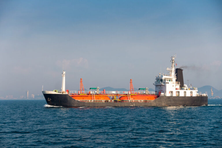MOL, MHI secure AiP for CO₂/methanol carrier