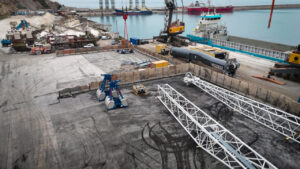 Port of Bar receives new Liebherr mobile harbour crane