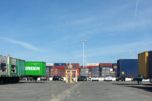 Port of Oakland sees record July imports ahead of tariffs