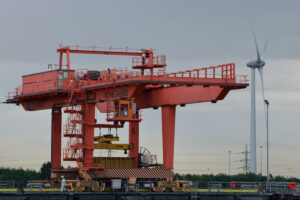 Konecranes supplies custom crane for pewter workshop