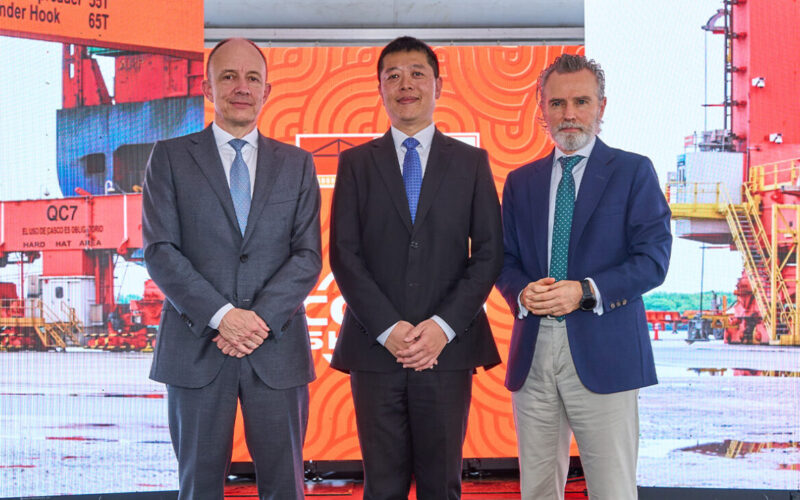 Contecon Guayaquil celebrates first direct service to Asia