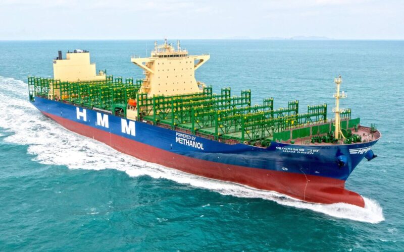 HMM receives its first methanol-powered containership