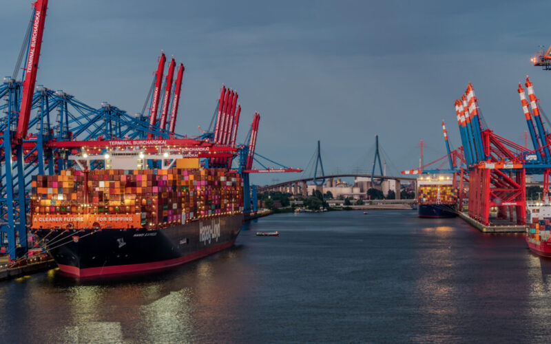 Port of Hamburg processes 3.8 million TEU in H1 2024
