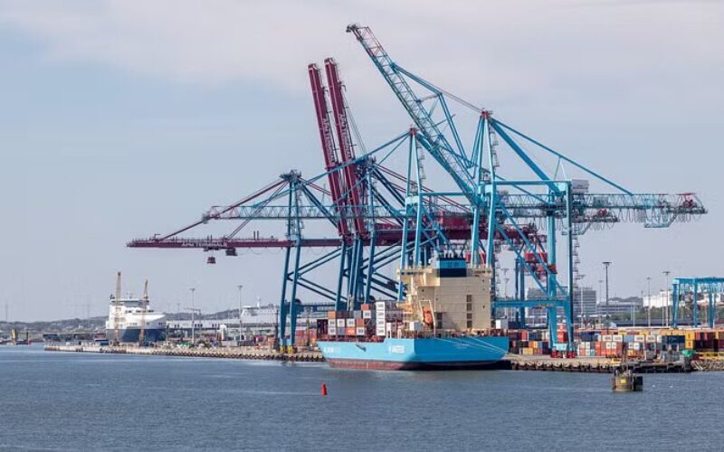 Maersk's green-powered vessel receives weekly service at Gothenburg