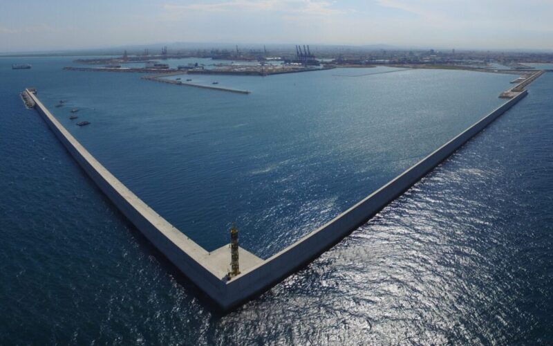 Port of Valencia approves the specifications for the tender for the new terminal