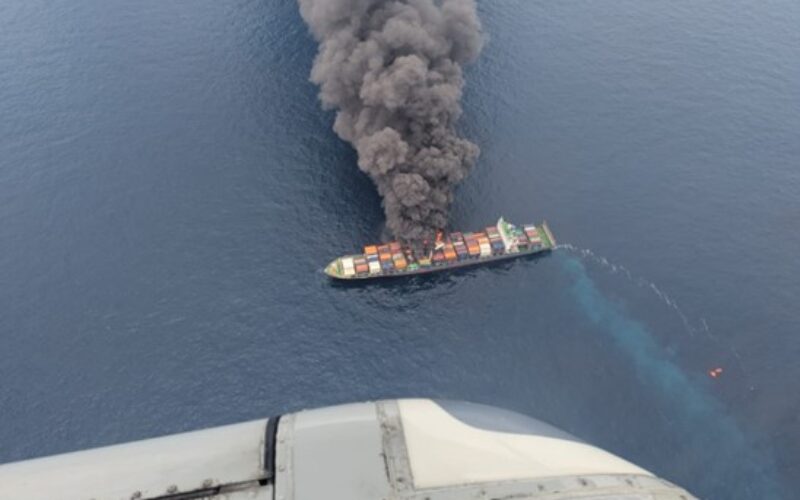 Salvors to board Wan Hai 503 after container fire