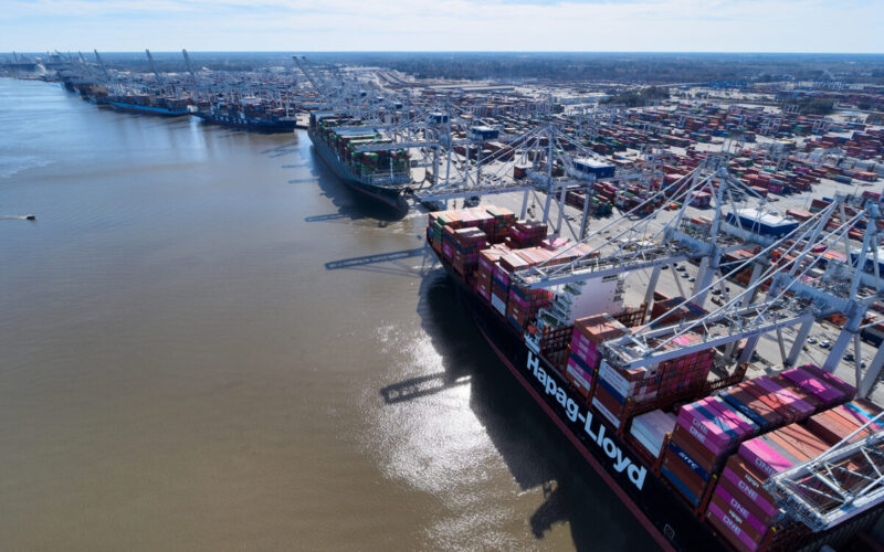 Port of Savannah hits 500,000 TEUs for third straight month