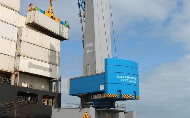 Sicily’s largest port improves productivity with Konecranes' hybrid crane