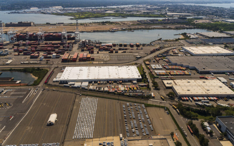 Maersk, PANYNJ extend lease for APMT Elizabeth to 2062