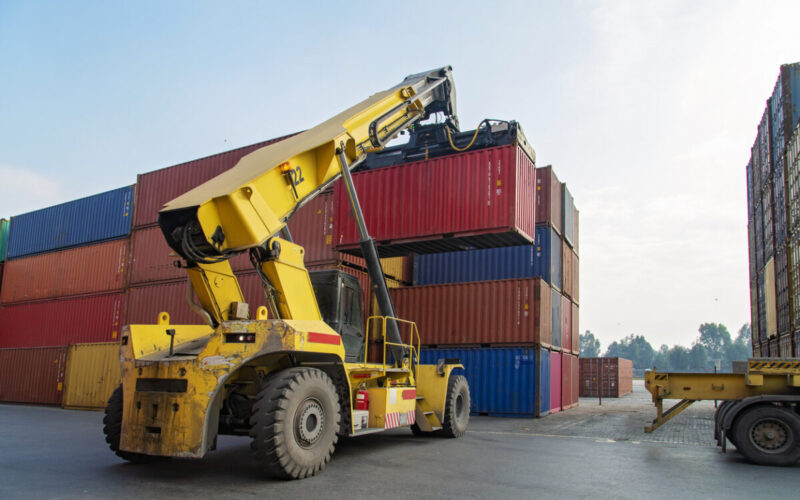 Hyster-Yale commits to BABA requirements for its equipment