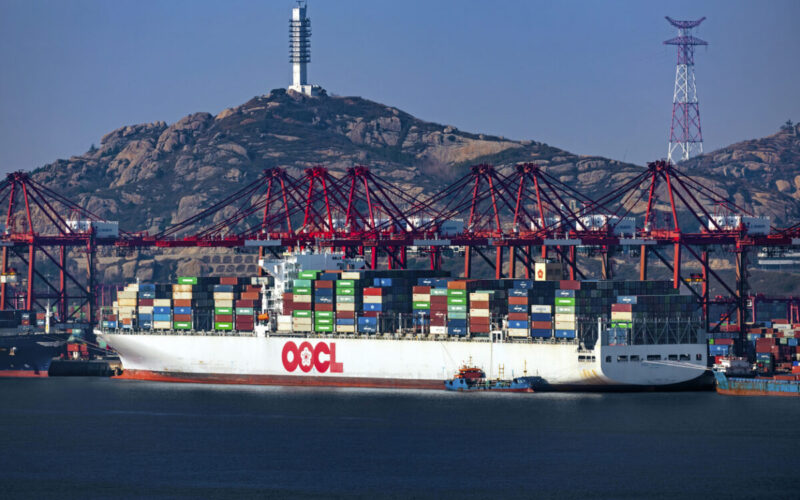 OOCL container volume grows while OOIL revenues drop