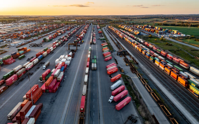 Digital gaps slow AI adoption in intermodal terminals