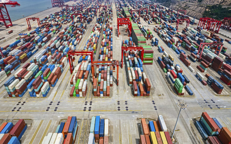 China ports container volume hits 176.2 million TEU