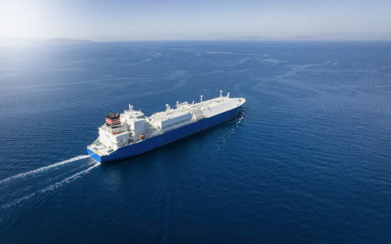 AET delivers LNG dual-fuel VLCC on a long-term charter to Shell