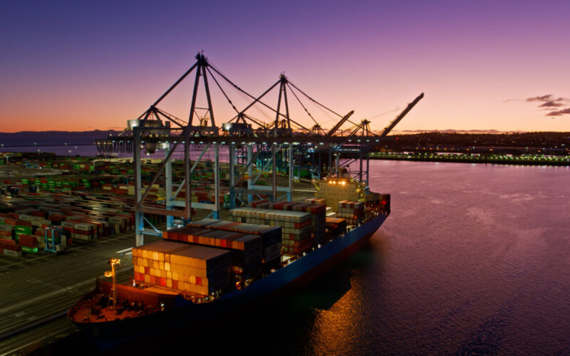 Port of Los Angeles throughput spikes 60 per cent - Port