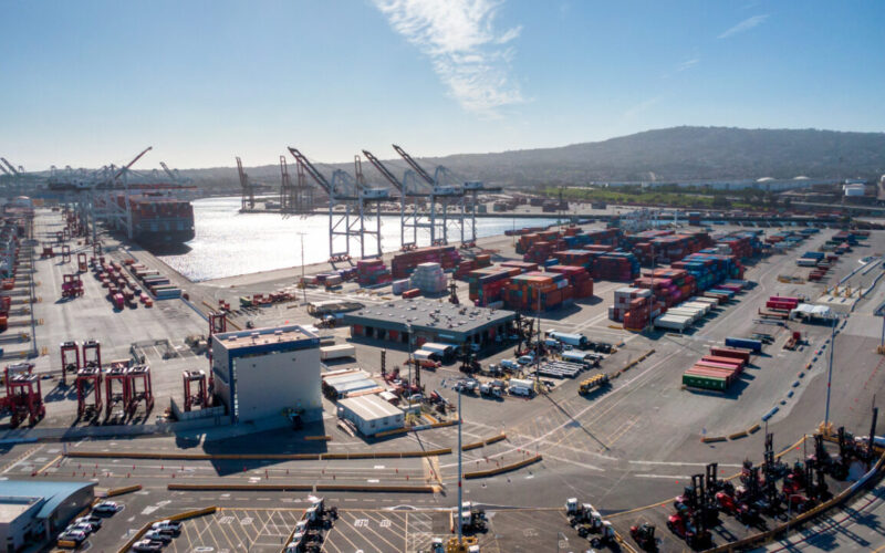 Port of Los Angeles' cargo volume increases by 19 per cent YTD in November