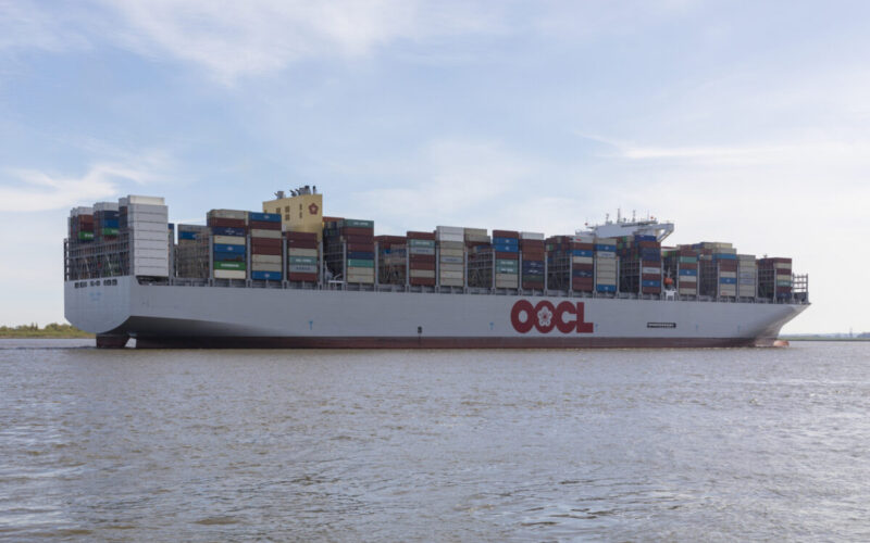 OOCL Q4 revenues plummets despite container growth