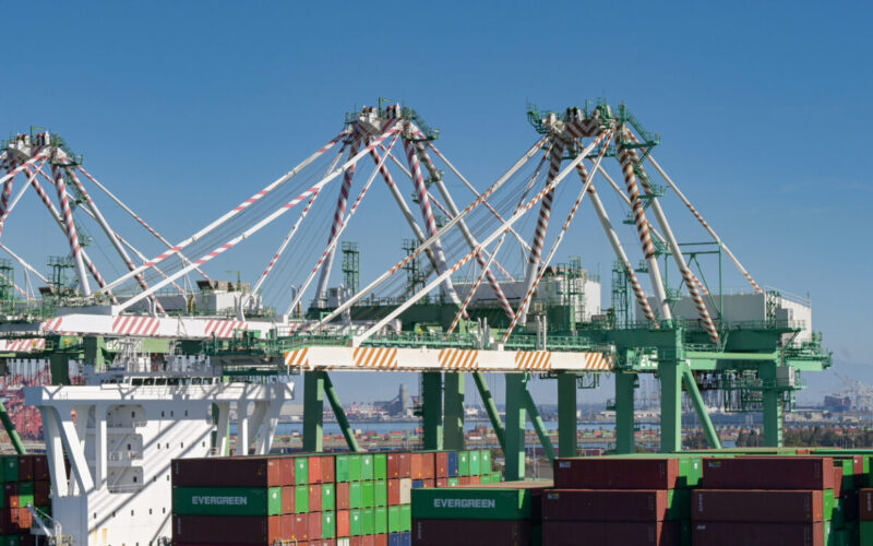 Port of Los Angeles witnesses biggest container volume quarter