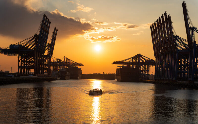 HPA, ONE sign deal for shore power at Hamburg Port