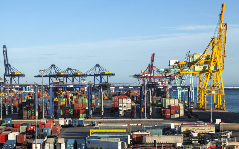 APMT Valencia launches solar energy project