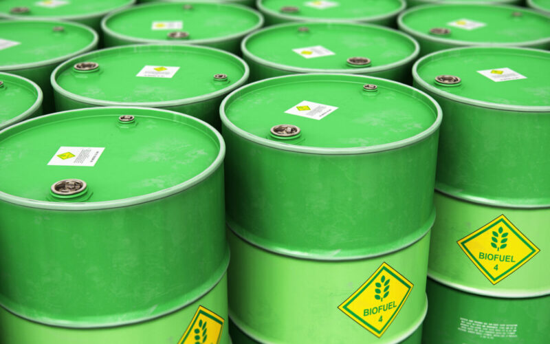 Singapore receives 14 proposals to boost LNG supply