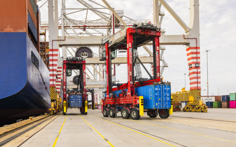 Kalmar to supply TCP with 20 hybrid straddle carriers