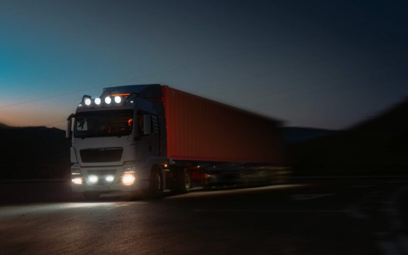 Volvo, DFDS trial night truck operations at Port of Antwerp